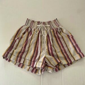 Forever 21 Off White Multi High Waist Shorts sz small